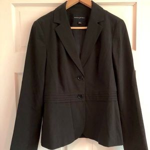 Women’s suit jacket